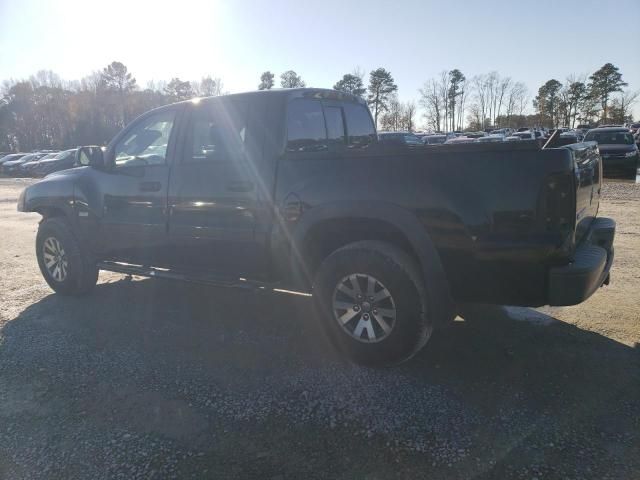 2006 Mitsubishi Raider Durocross