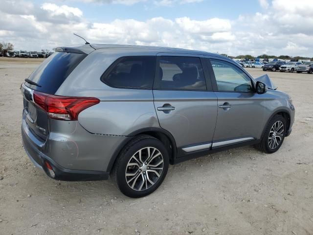 2016 Mitsubishi Outlander SE