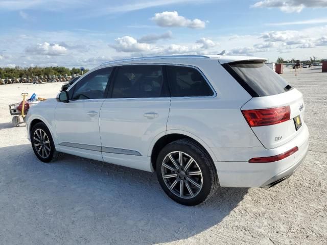 2018 Audi Q7 Premium Plus