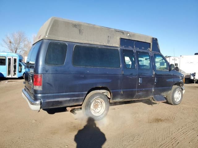 2002 Ford Econoline E350 Super Duty Wagon