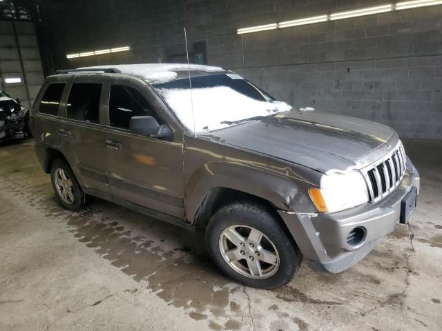 2005 Jeep Grand Cherokee Laredo