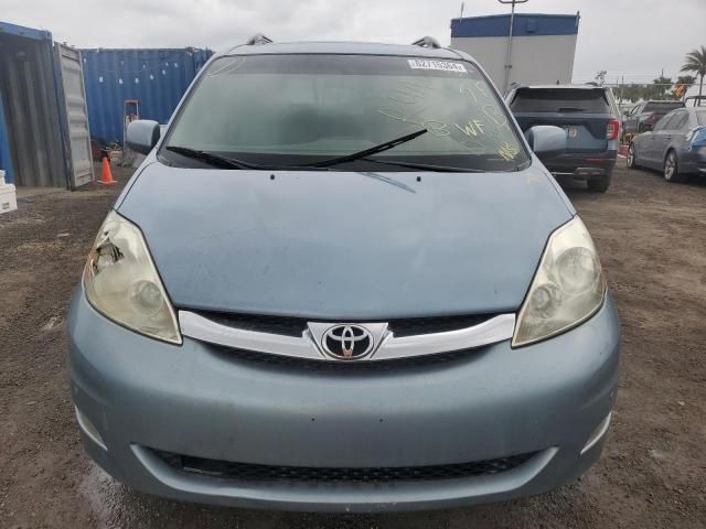 2006 Toyota Sienna XLE