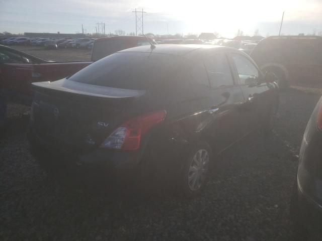 2013 Nissan Versa S