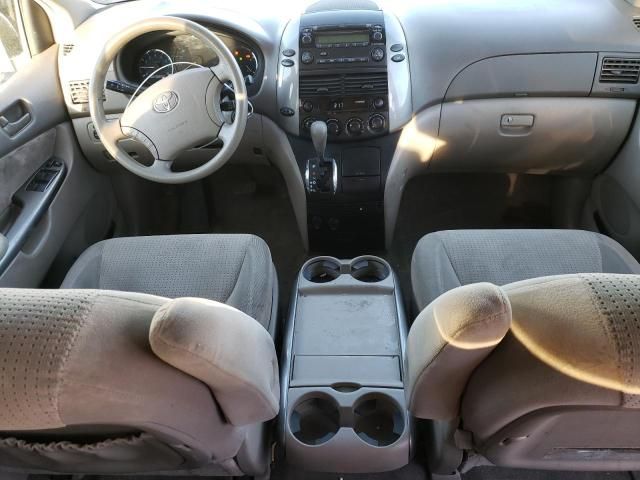 2006 Toyota Sienna CE