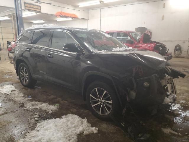 2018 Toyota Highlander SE