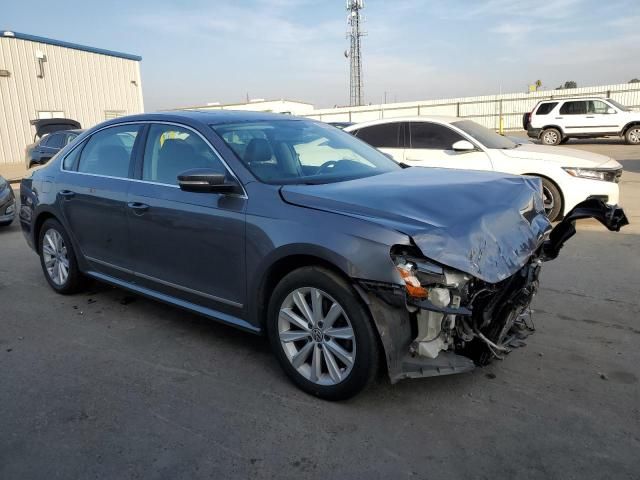 2013 Volkswagen Passat SEL