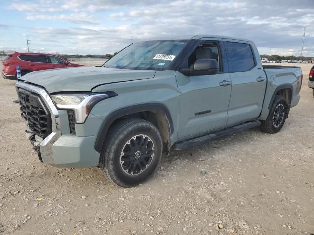 2022 Toyota Tundra Crewmax SR