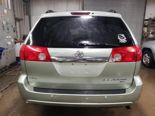 2007 Toyota Sienna XLE