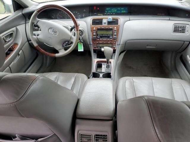 2004 Toyota Avalon XL