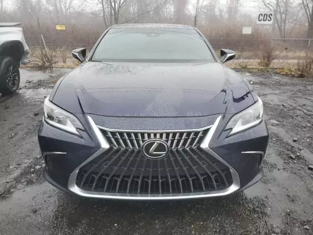 2023 Lexus ES 300H Base