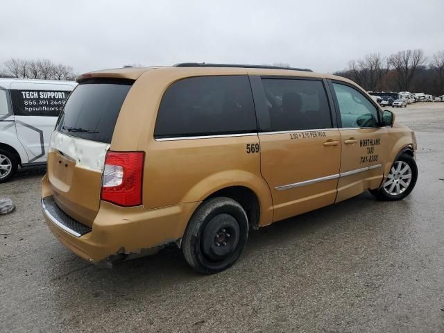 2013 Chrysler Town & Country Touring