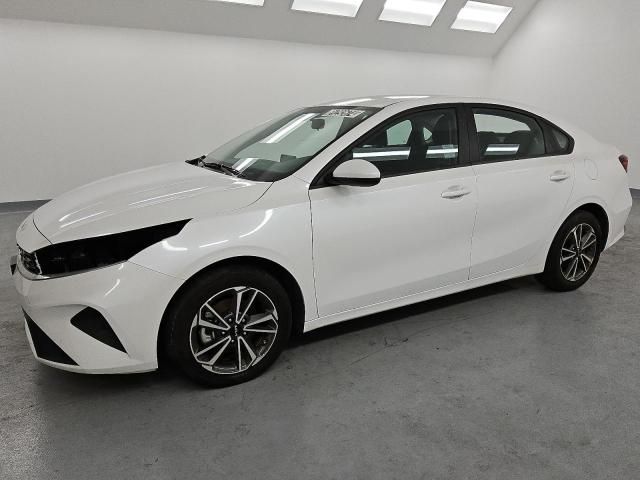 2022 KIA Forte FE