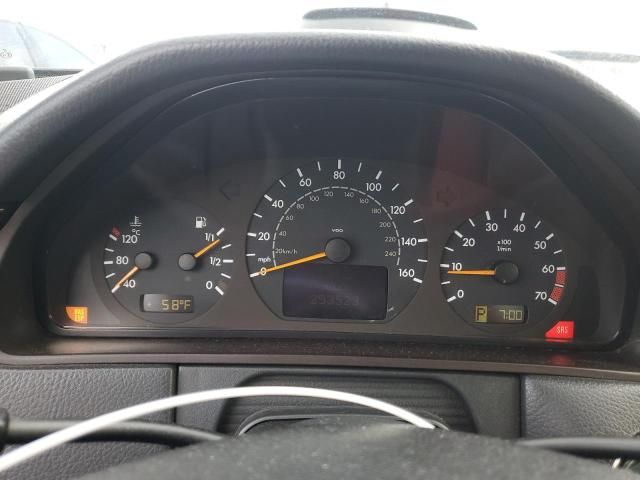 2000 Mercedes-Benz E 320