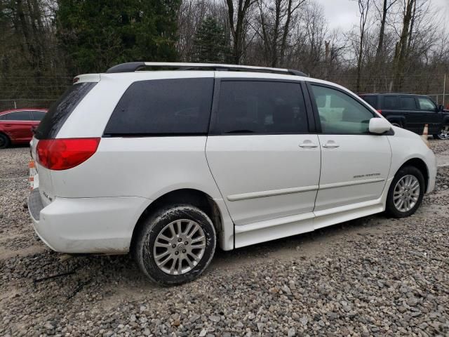 2008 Toyota Sienna XLE