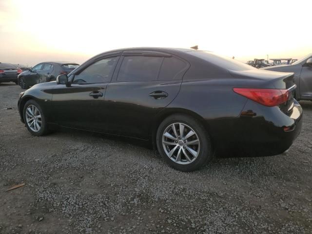 2015 Infiniti Q50 Base