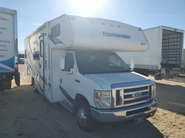 2009 Ford Econoline E450 Super Duty Cutaway Van