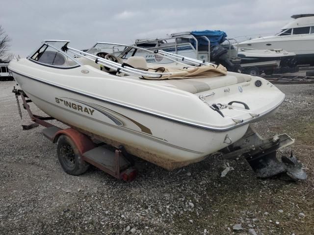 2001 Stingray Boat