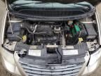 2005 Chrysler Town & Country Limited