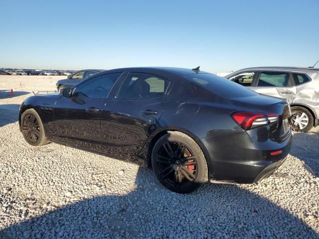 2022 Maserati Ghibli Modena