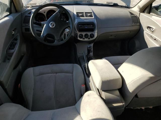 2003 Nissan Altima Base