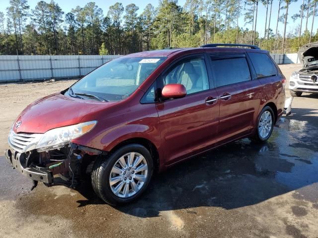 2011 Toyota Sienna XLE