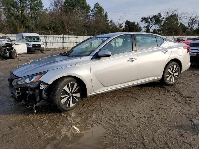 2021 Nissan Altima SV