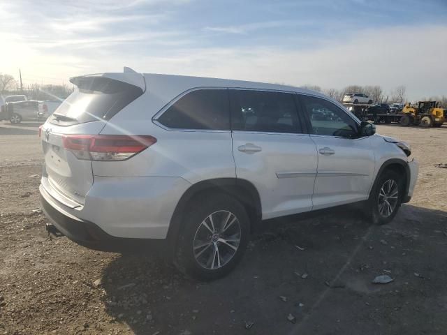 2019 Toyota Highlander LE