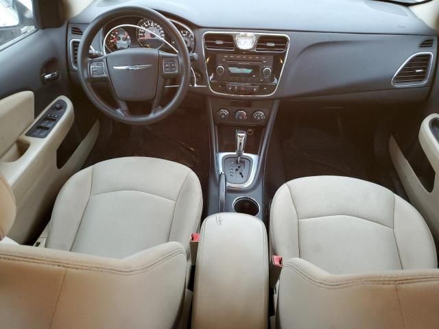 2014 Chrysler 200 LX