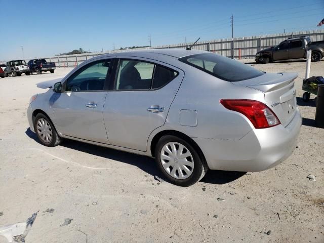 2013 Nissan Versa S