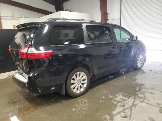 2016 Toyota Sienna LE