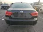 2014 Volkswagen Passat S