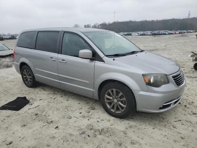 2014 Chrysler Town & Country S