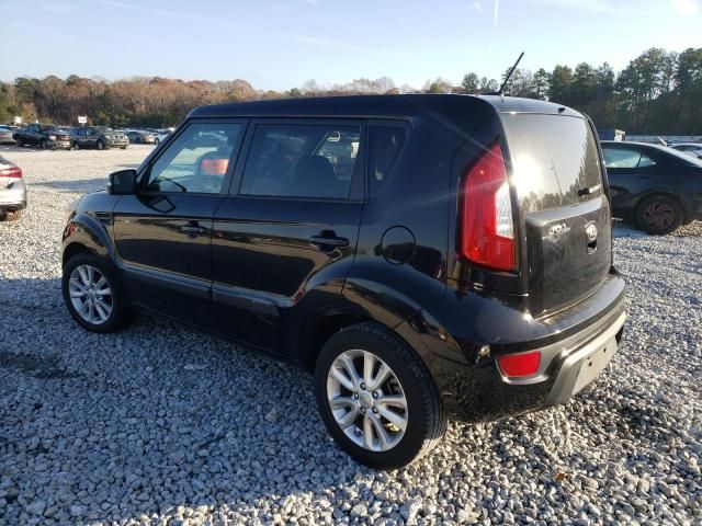 2013 KIA Soul +