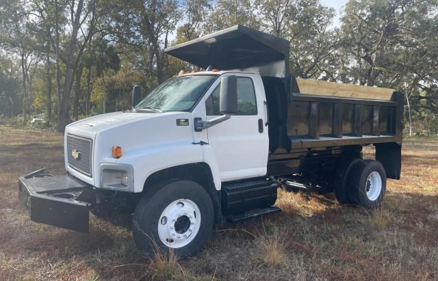 2004 Chevrolet C7500 C7C042