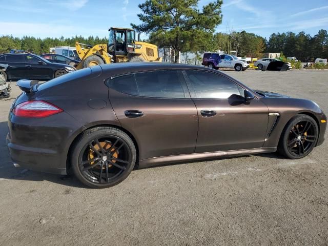 2011 Porsche Panamera 2