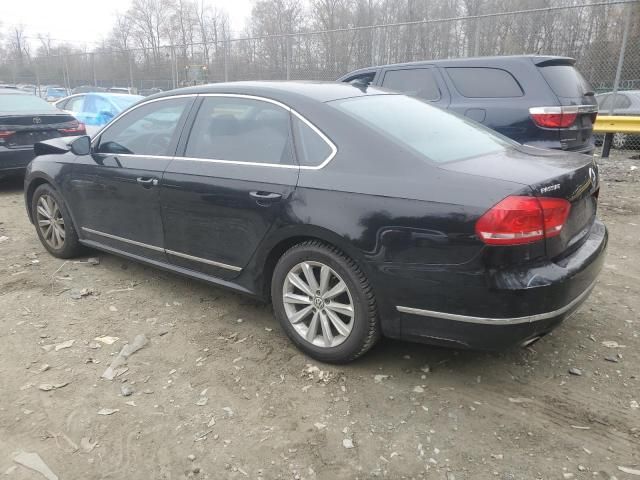 2012 Volkswagen Passat SEL