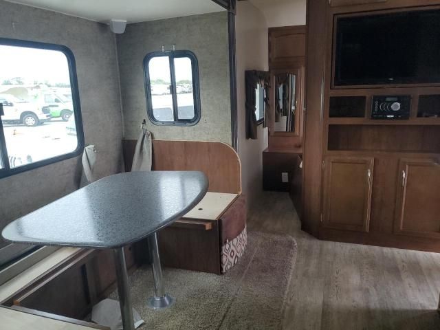 2017 Coachmen Freedom EX