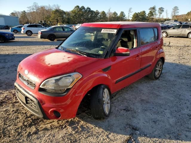 2013 KIA Soul +