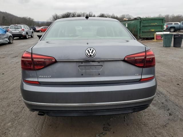 2017 Volkswagen Passat R-Line