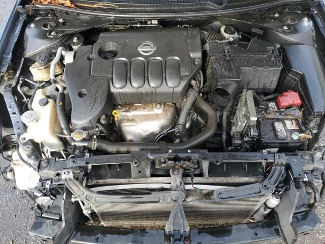 2010 Nissan Altima Base