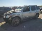 2008 Nissan Pathfinder LE