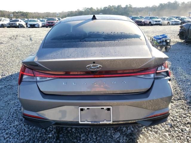 2022 Hyundai Elantra SEL