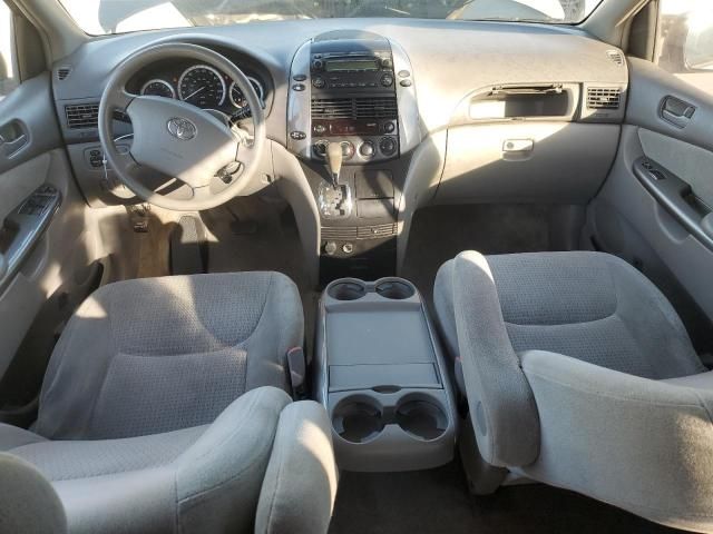 2007 Toyota Sienna CE