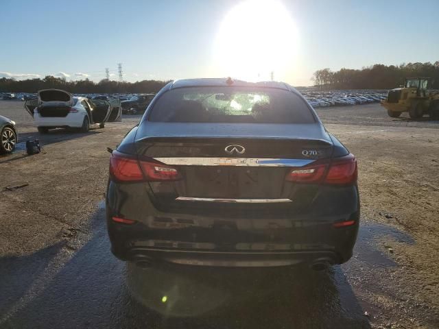 2016 Infiniti Q70 3.7