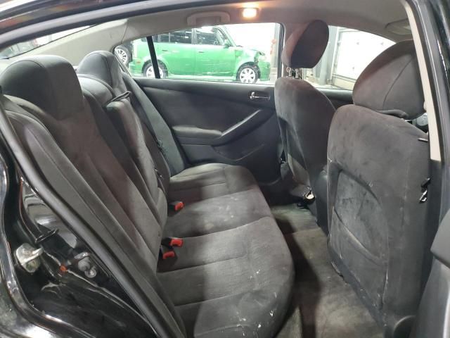 2010 Nissan Altima Base