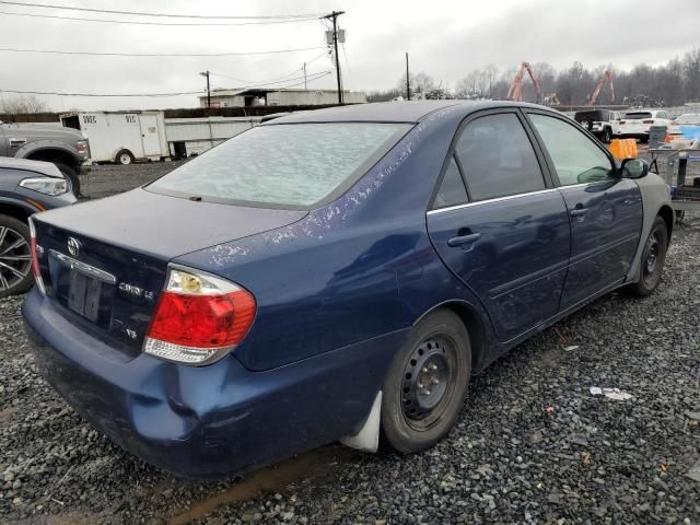 2005 Toyota Camry LE