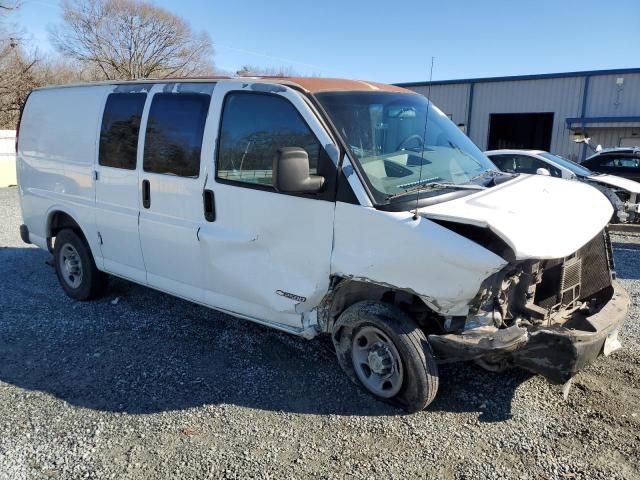 2003 Chevrolet Express G2500