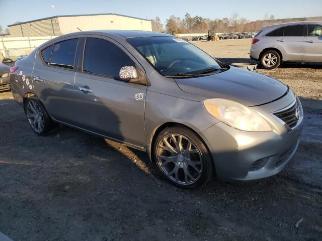 2013 Nissan Versa S