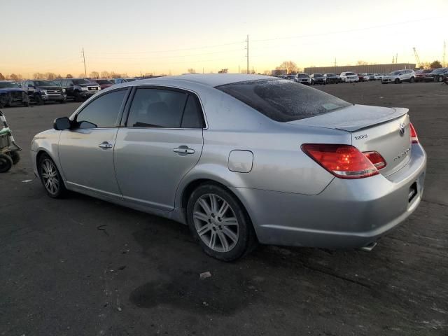 2005 Toyota Avalon XL