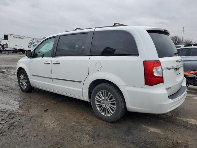 2015 Chrysler Town & Country Touring L